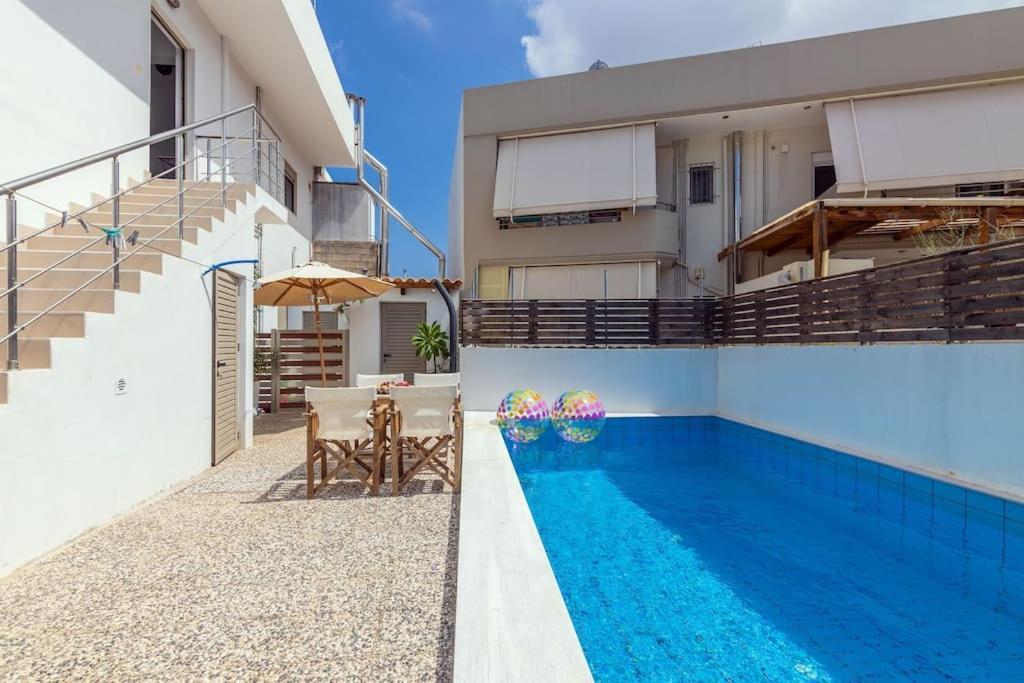 Achilleas Luxury With Pool *